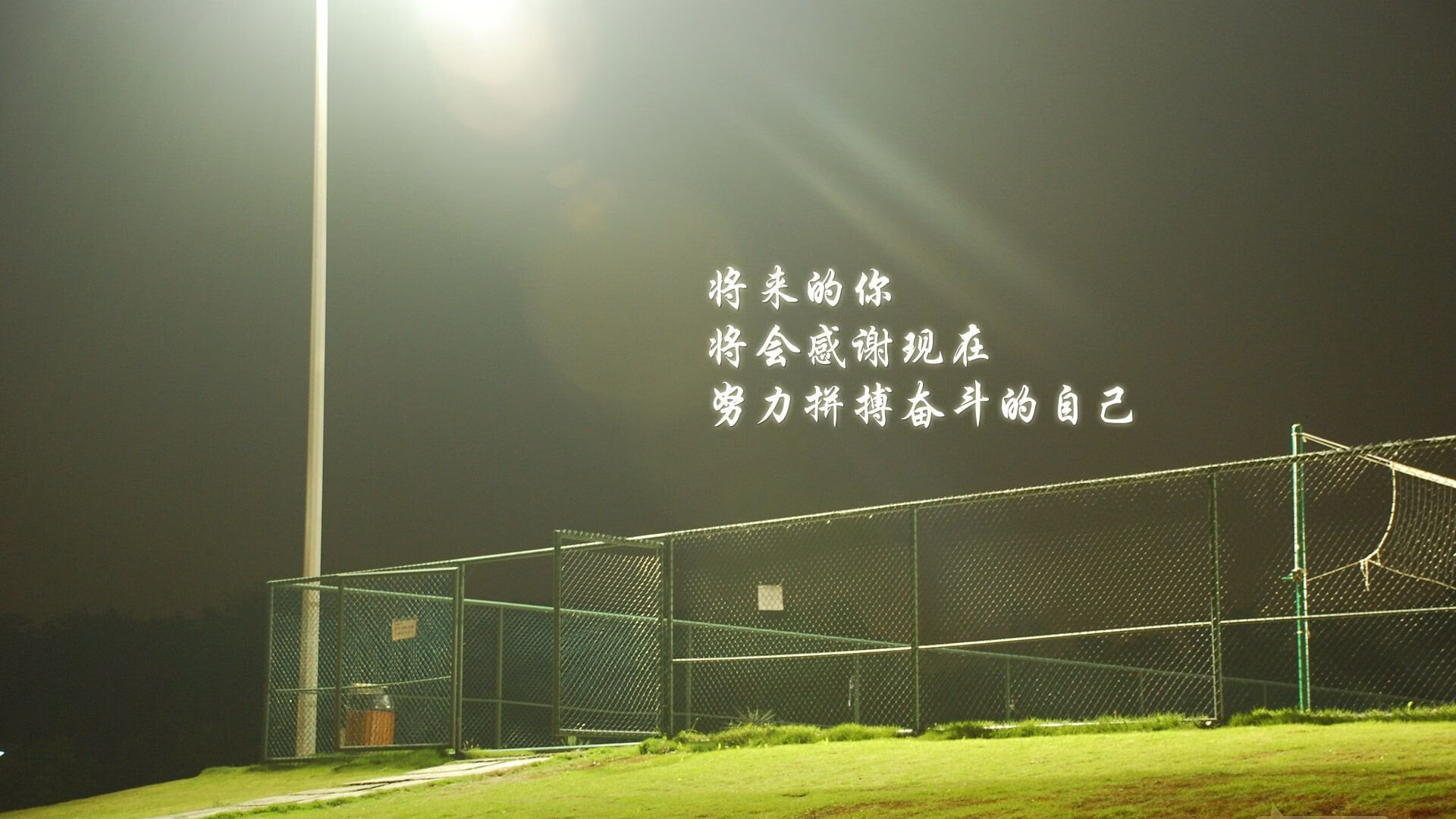俄罗斯队在欧洲比赛中一鸣惊人，豪取胜利，俄罗斯队 欧洲杯